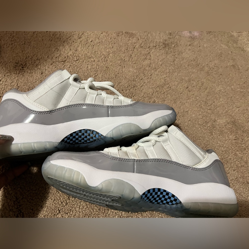 Jordan Kids Sneakers in Gray and White
